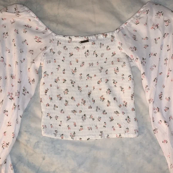 Billabong floral bell sleeve top - Picture 4 of 7